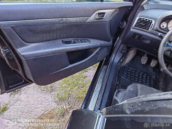 Rozpredám na náhradné diely Peugeot 407 2.0 100kw - 3