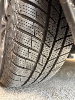 Barum Polaris 5 225/60 R18 V XL zimne - 3