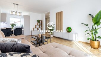 NOVINKA - ZARIADENÝ 5-IZB. RODINNÝ DOM V REZIDENCII KRÁSNA - - 3