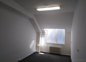 ✔️ Malá miestnosť pre Vašu činnosť - 20 m2, Slovenská ul. - 3