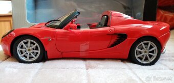 Model 1:18 LOTUS Elise 111s 2003 - 3