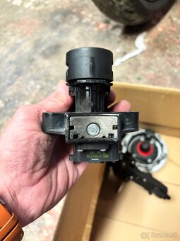 Sada zámkov BMW K1200GT alebo K1300GT - 3