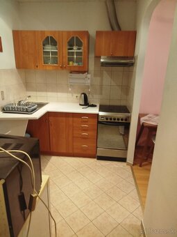 Prenajmem 2 izbový byt - 3