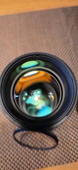 Canon EF 85mm f/1.4L IS USM - 3