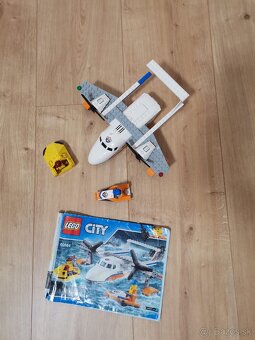 Lego  60164 - Záchranársky hydroplán s príslušenstvom - 3