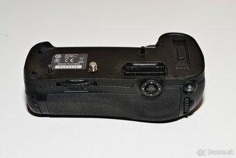 Battery Grip Nikon MB-D12 - 3