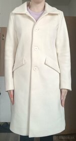 Biely kabát - 3