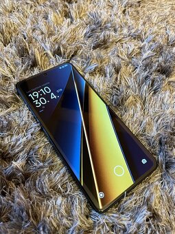Predám Xiaomi Poco X6 Pro 12/512 5G - 3