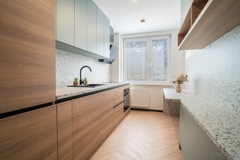 Štýlový 4-izbový byt po rekonštrukcii na predaj - 3