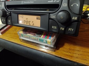Autorádio Mercedes audio 10 CD + kód - 3