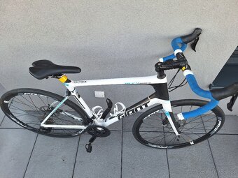 Giant Defy - 3