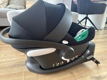 Cybex i size Aton B2 s isofixom - 3