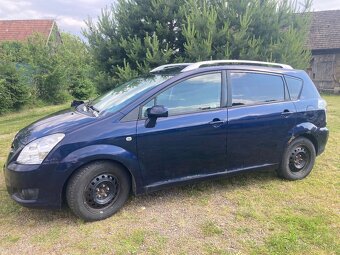 Toyota corolla verso - 3