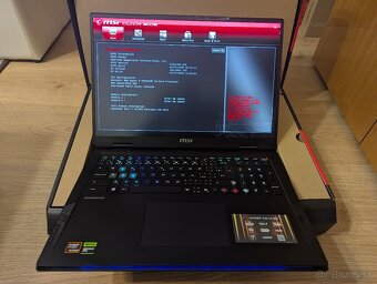 MSI Raider 18 4K MiniLed AMD 9955HX3d 64GB 2TB Nvidia 5090 - 3