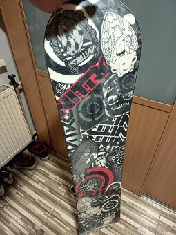 Predám snowboard a topánky - 3