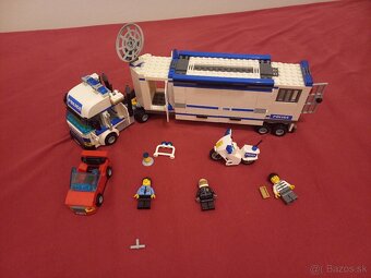 LEGO City 7288 Mobile Police Unit - 3
