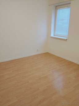 Prenájom 2-izbového bytu - 3