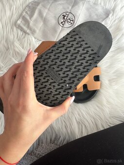 Hermes šľapky chypre - 3