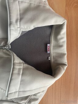 Dámska softshelová bunda. - 3