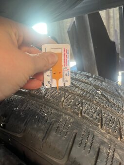 Zimné pneu 235/45R18 98H 2ks - 3