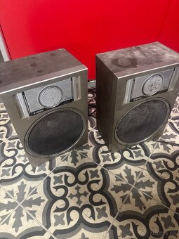 TESLA … mix z garaze - 3