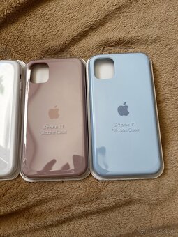 Silikónové Apple kryty na iPhone 11 - 3