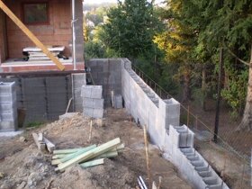 Oporny mur, betonazne prace, plot - 3