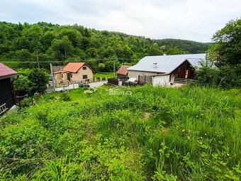 Na predaj stavebný pozemok 1035 m2, Petrovice - 3