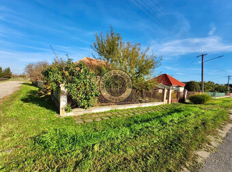 Predaj 3i celoročný rodinný dom,garáž, Komárno,2205m2 - 3