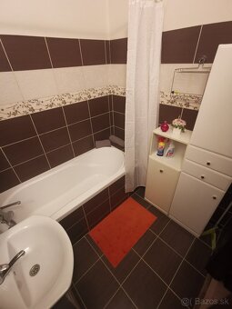 Na prenájom 2 izb. byt +GARÁŽ - 3