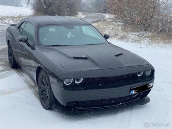 Dodge Challenger 5.7 Hemi - 3