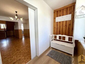 5 - IZB. ROD. DOM s GARÁŽOU,POZEMOK 771m2, BORSKÝ MIKULÁŠ - 3