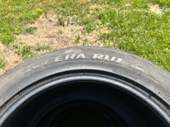 Nexen 235/55R19 - 3