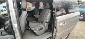 Chrysler  Voyager 2.8CRD 7 Miest  bez korózie - 3