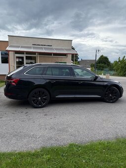 Škoda Superb L&K 2020 virtual - 3