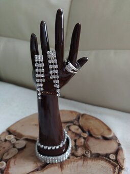 NOVÝ set bižutérie + krabička a brošňa (osobný odber) - 3