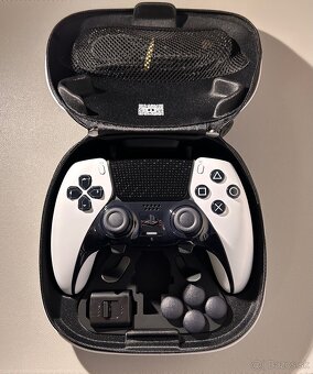 PlayStation 5 DualSense Edge Wireless Controller - White - 3