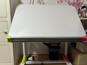 Nastaviteľný písací stôl Colorido +detská rastúca stolička - 3