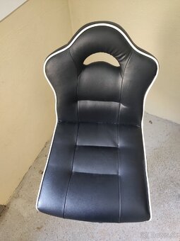 Barová stolicka - 3