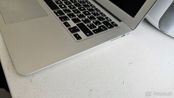 Macbook Air 2017 A1466 - padol soft, alebo sa pokazil disk - 3