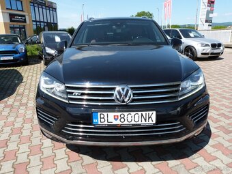 Volkswagen Touareg II 3.0 V6 TDI BMT Premium 4MOTION - 3