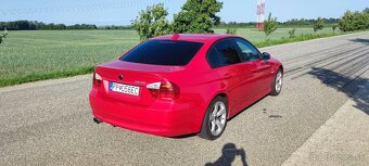 BMW E90 325i160KW - 3