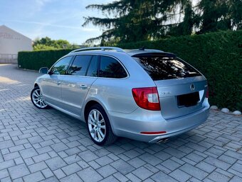 Škoda Superb 2.0 Tdi CR Elegance DSG 4x4 - 3