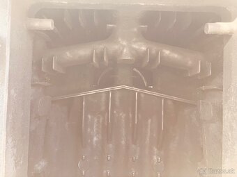 Viadrus U26 používaný len jednu sezónu model 2009 - 3