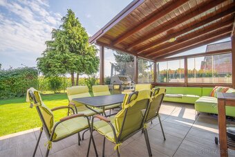 PREDAJ 6 izbový dom 192 m2, pozemok 607 m2, Dunajská Lužná - 3