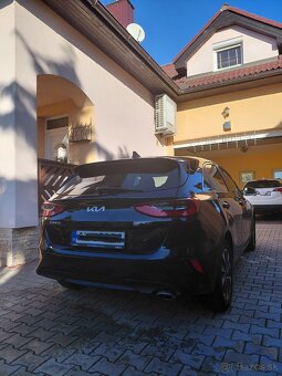 NOVA KIA Ceed 2025 1.5 T-GDi Gold - 3