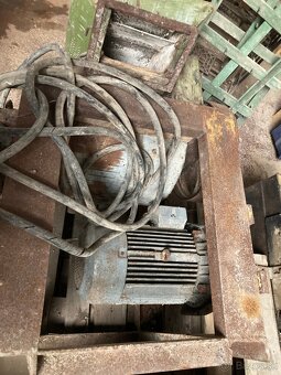 Šrotovník predám - 3