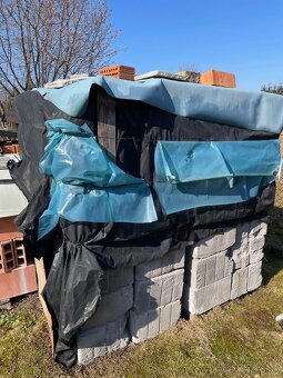 Staré tehly a kvádre - 3