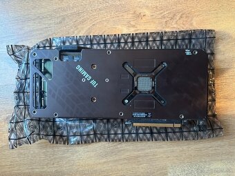 ASUS TUF 6800XT 16GB - 3