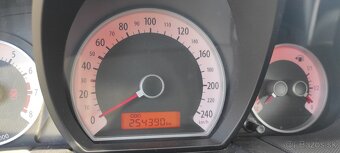 Kia Ceed 2007 1.6 - 3
